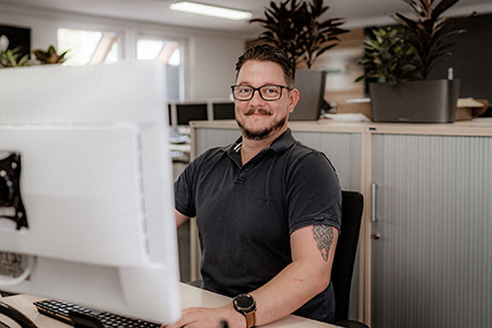 Adam Marley bei der Arbeit