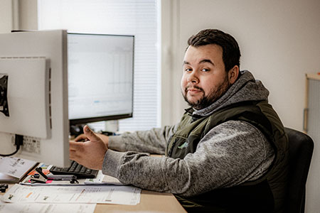 Bastian Bresgott bei der Arbeit