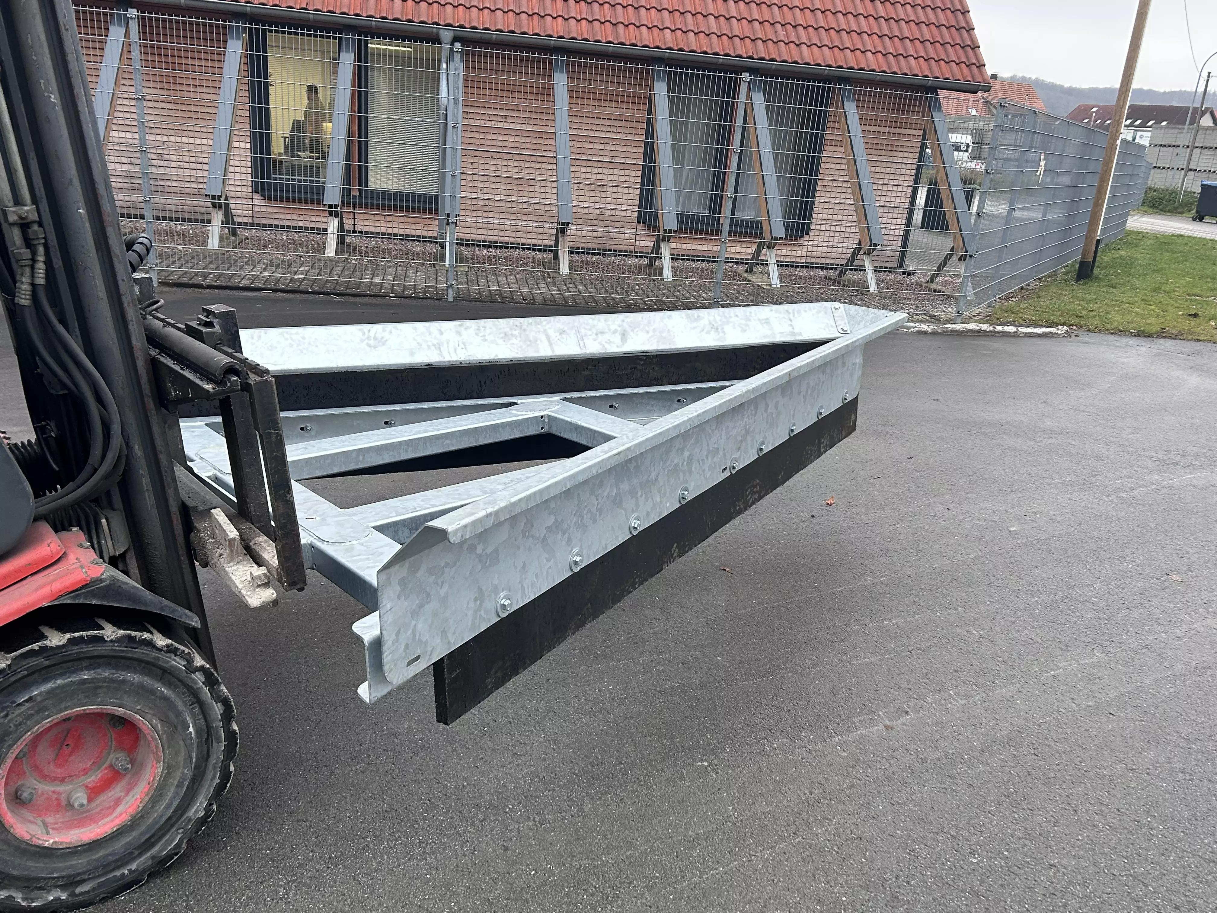B-Ware Futterschieber V-Schieber mit Staplertaschen