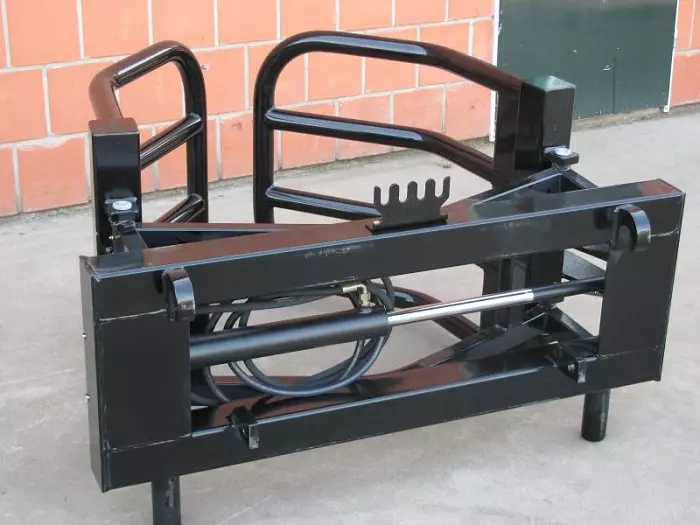 Ballenzange - Ballengreifer, 1200-2100mm Öffnungsweite mit Euroaufnahme