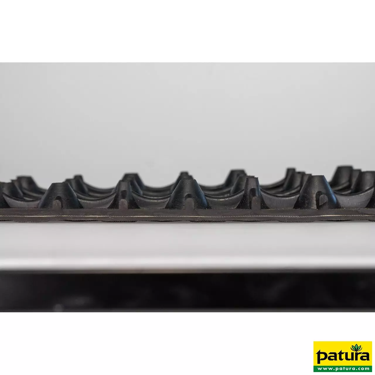Noppen-Matratze Comfort, Liegeboxentiefe 1,80 m, Meterware, Lieferung als Rollenware