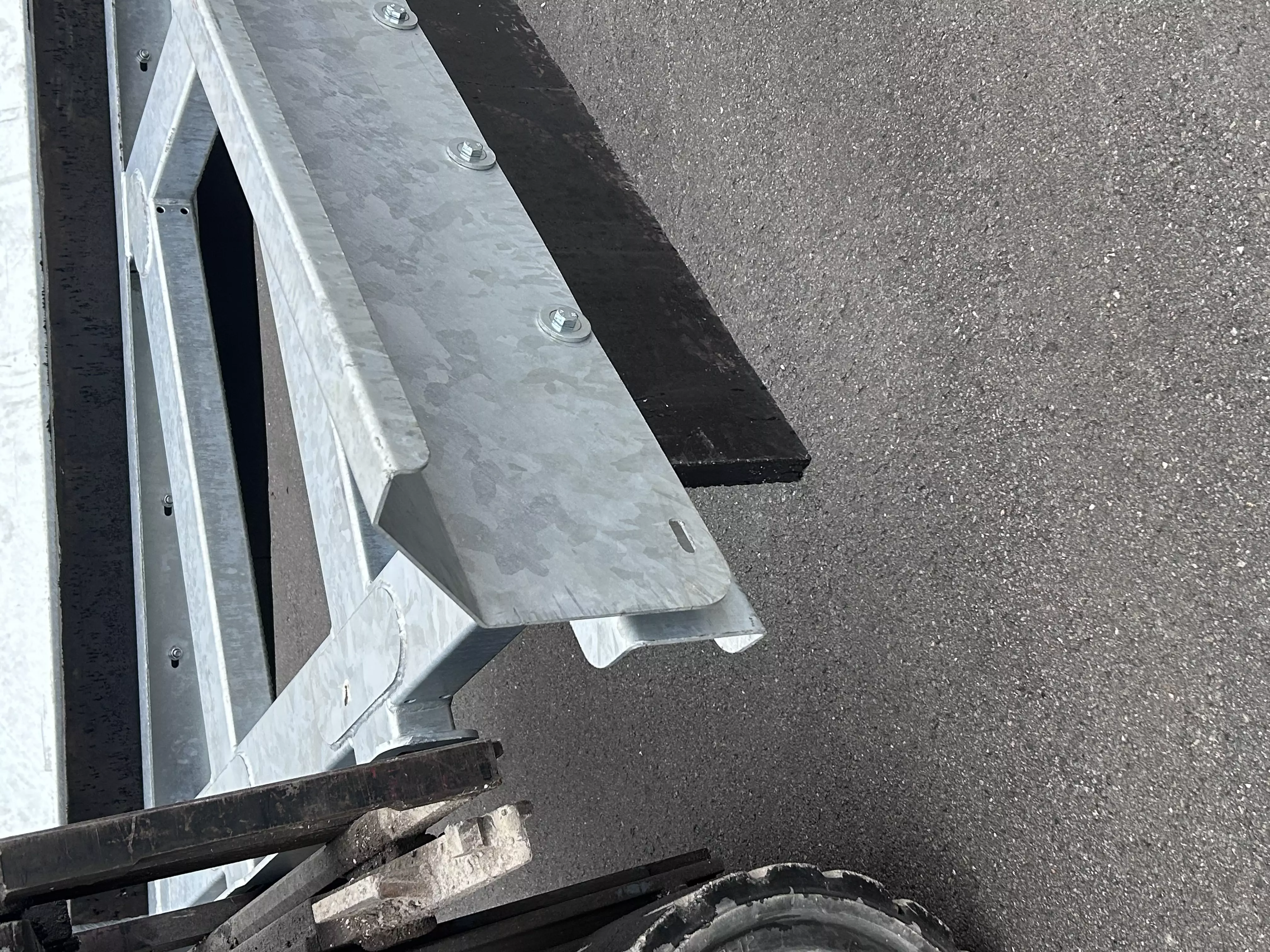 B-Ware Futterschieber V-Schieber mit Staplertaschen